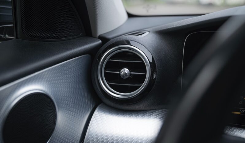 Mercedes-Benz E300 de Avantgarde full