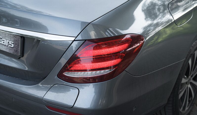 Mercedes-Benz E300 de Avantgarde full