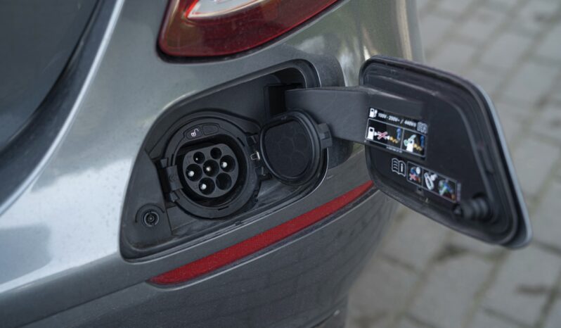 Mercedes-Benz E300 de Avantgarde full