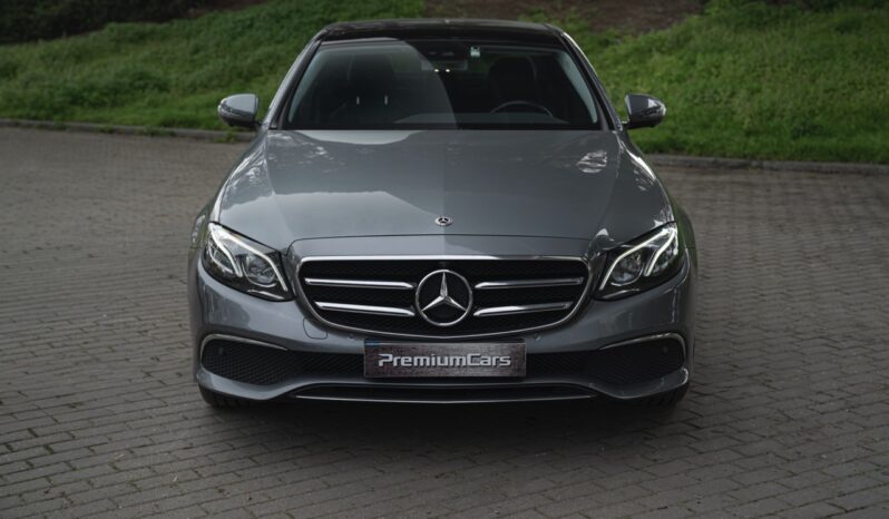 Mercedes-Benz E300 de Avantgarde full