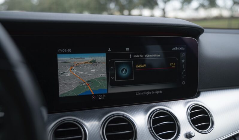 Mercedes-Benz E300 de Avantgarde full